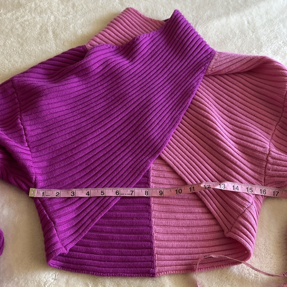 Amur Pink and Purple Cropped Sweater - Picture 2 of 10